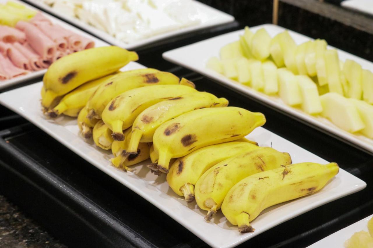 Hotel Tryp By Wyndham Barra Parque Olímpico 3*