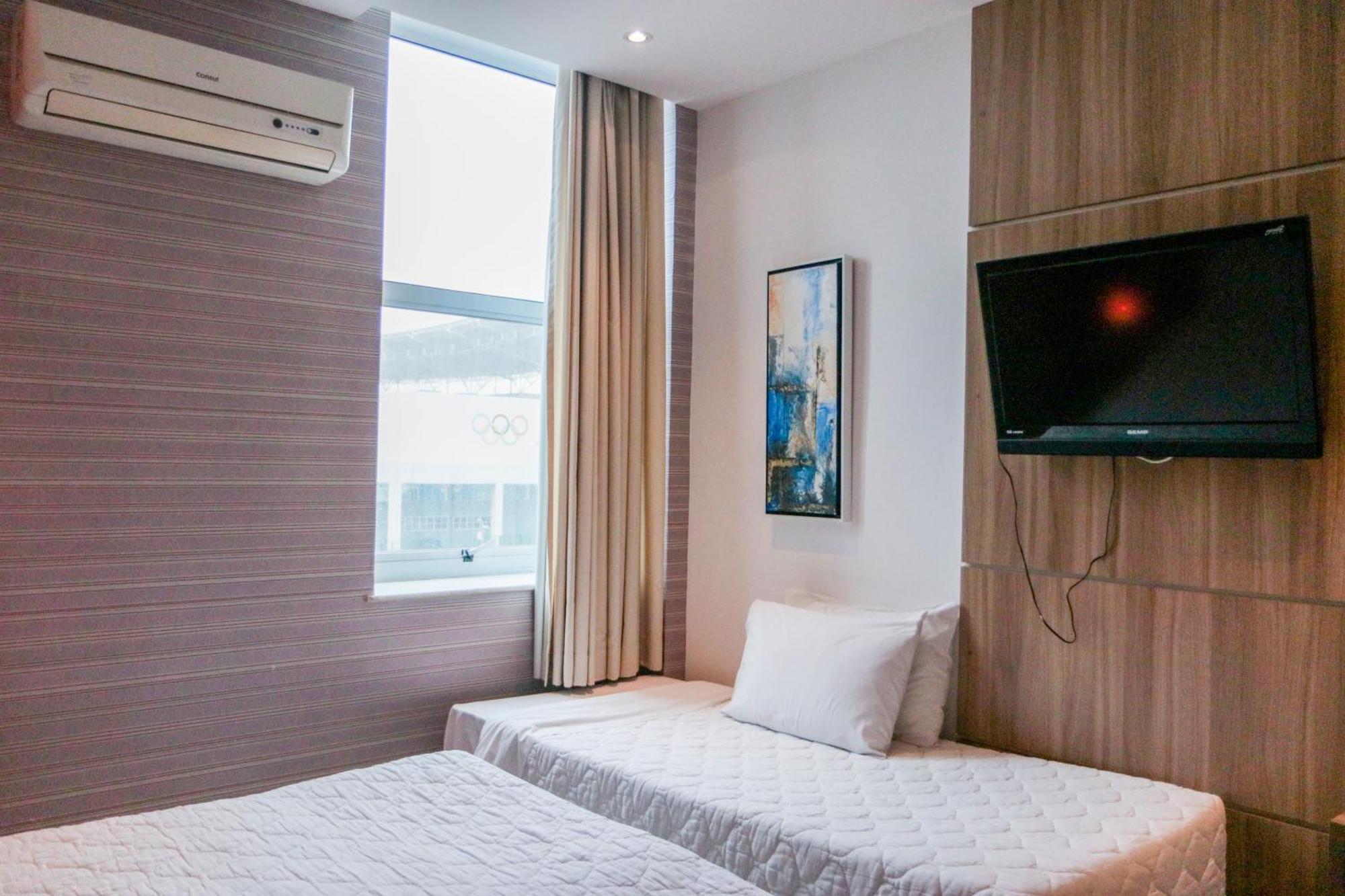 Hotel Tryp By Wyndham Barra Parque Olímpico 3*